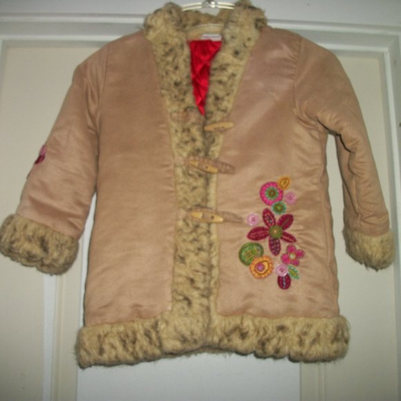 SWEET LITTLE GIRLS ETHNIC EMBROIDERED COAT 5 YEARS